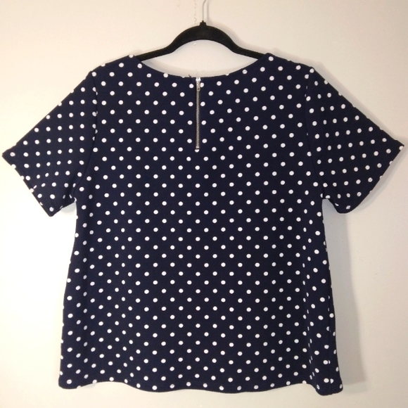 NWOT Green Envelope Los Angeles Navy/White Polka Dot Faux Wrap Top Sz. Large - Picture 6 of 8